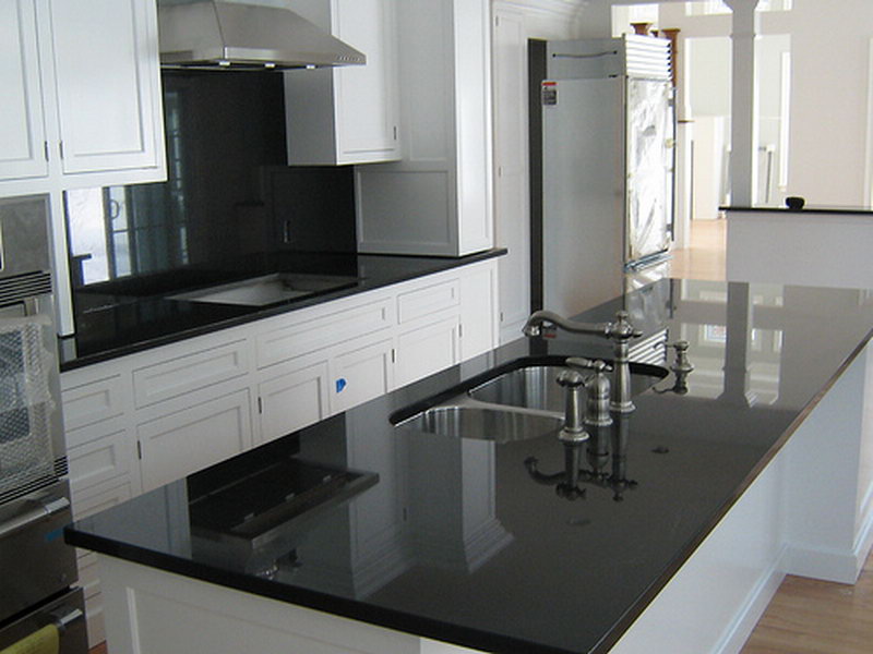 Absolute Black int